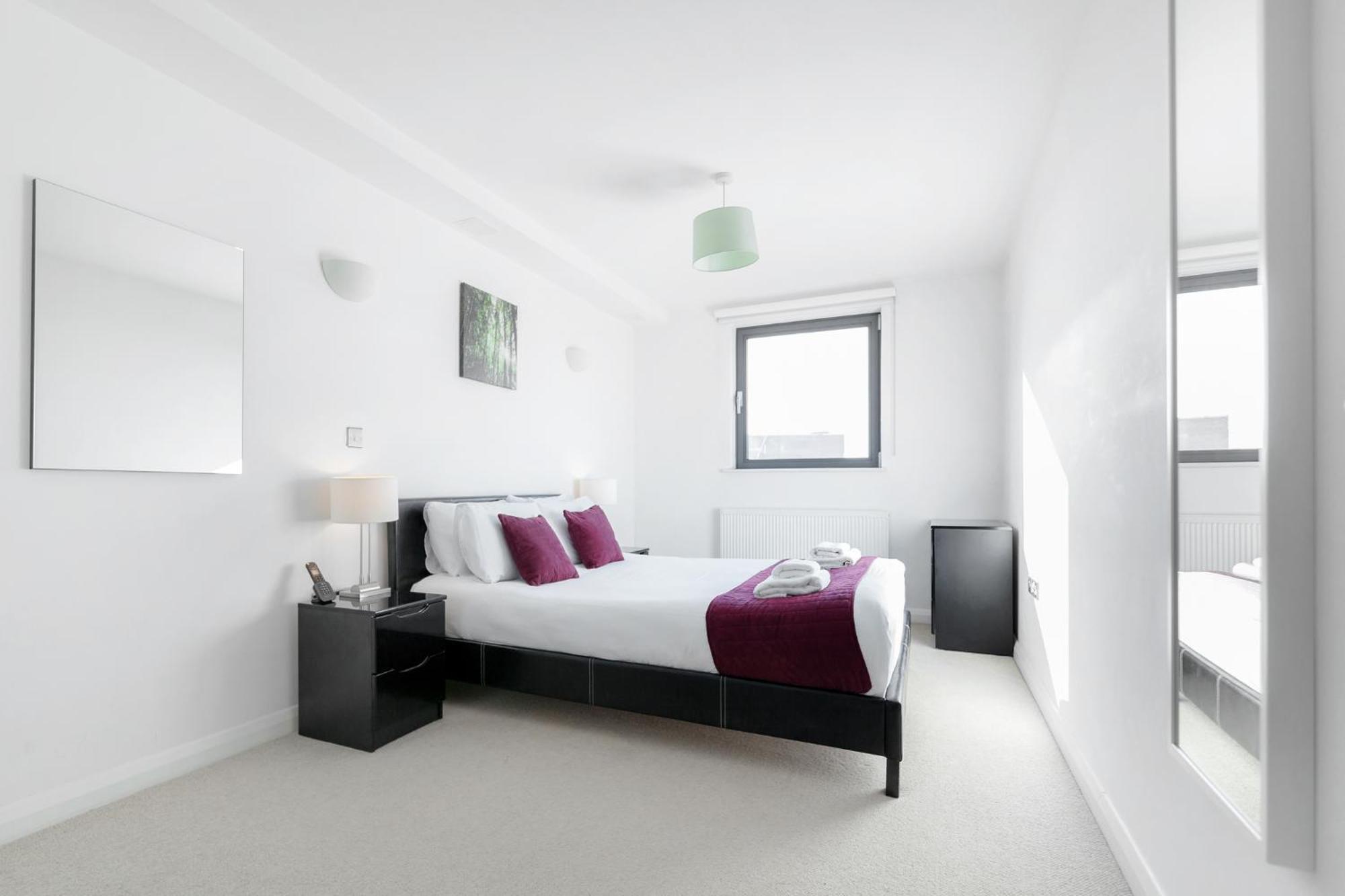 Roomspace Serviced - Chorus