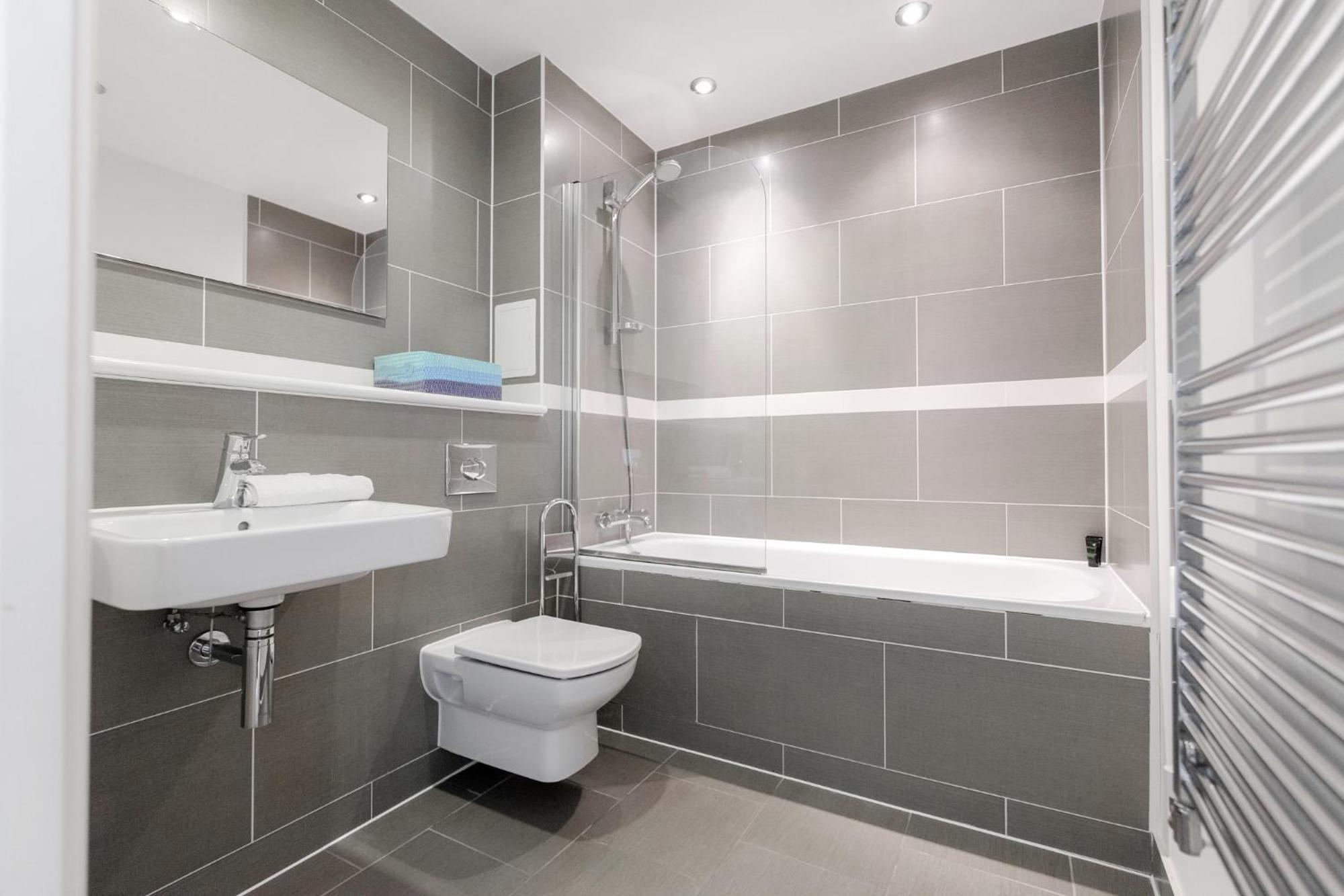 Roomspace Serviced - Chorus Apartament *